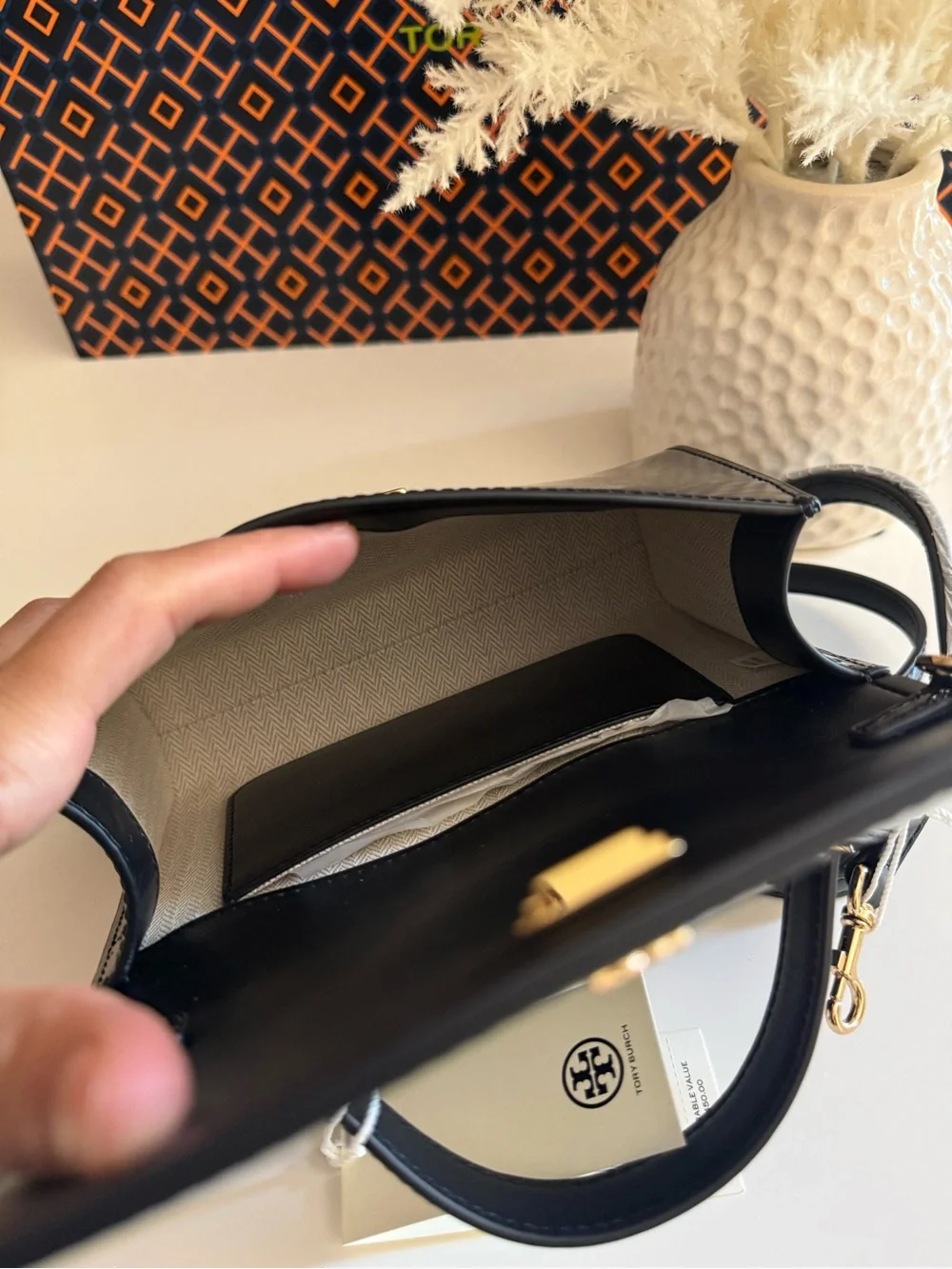 Authentic Tory Burch Emerson Smooth Leather Top Handle Satchel Crossbody Black
